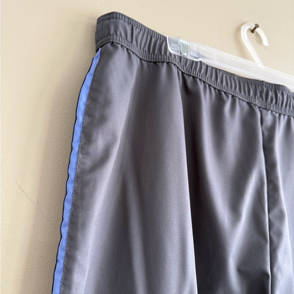 SJB Active Grey Track Capris with Blue Stripes Pockets 2X - Picture 4 of 6
